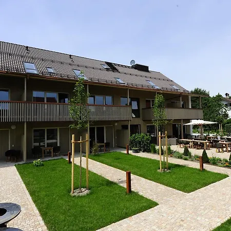 Bernhardhof アンデクス